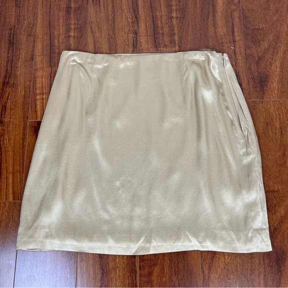 Free People x Fame & Partners Champagne Gold Silky Skirt Size 10 - Picture 2 of 5